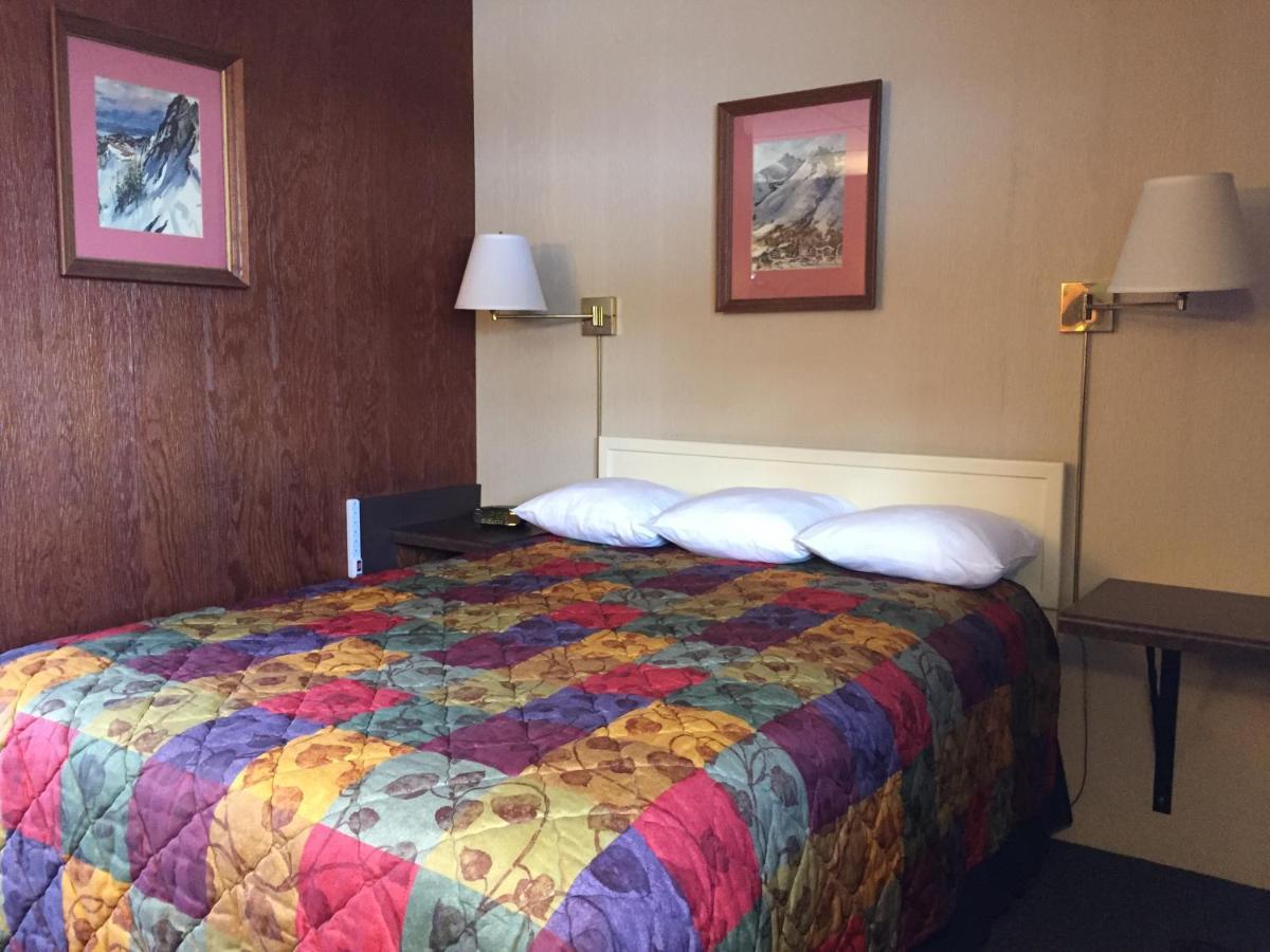 Indianhead Motel Ironwood Kültér fotó